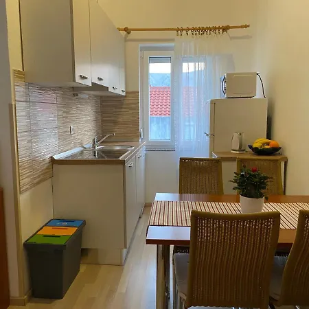 Tamara - Apartamento Baška